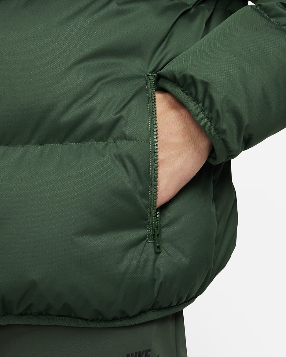 Nike Men's Sportswear Club Puffer Jacket Color Fir / Green FB7368-068 Size XL 